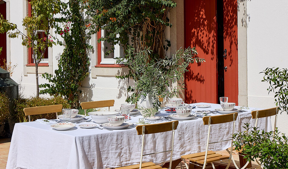Vila Collection by Costa Nova: Portuguese floral earthenware reimagined for the contemporary table