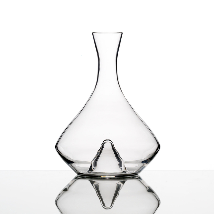 Fire Vulkanos 750ml Crystal Glass Decanter - Fine Neck for Elegant Pouring - Stölzle Lausitz - 4012632109026