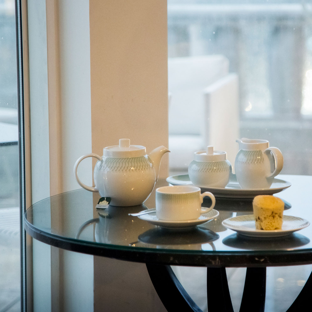 Pires e Chávena Chá 220 ml, Venezia,  Porcelana - Vista Alegre - 5601266490977