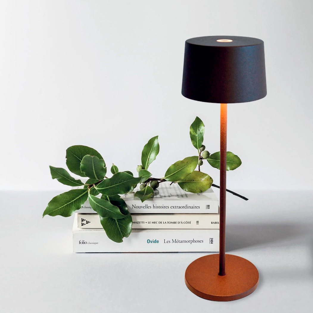 Candeeiro Castanho, 35cm, Olivia - Zafferano - 8,05404E+12