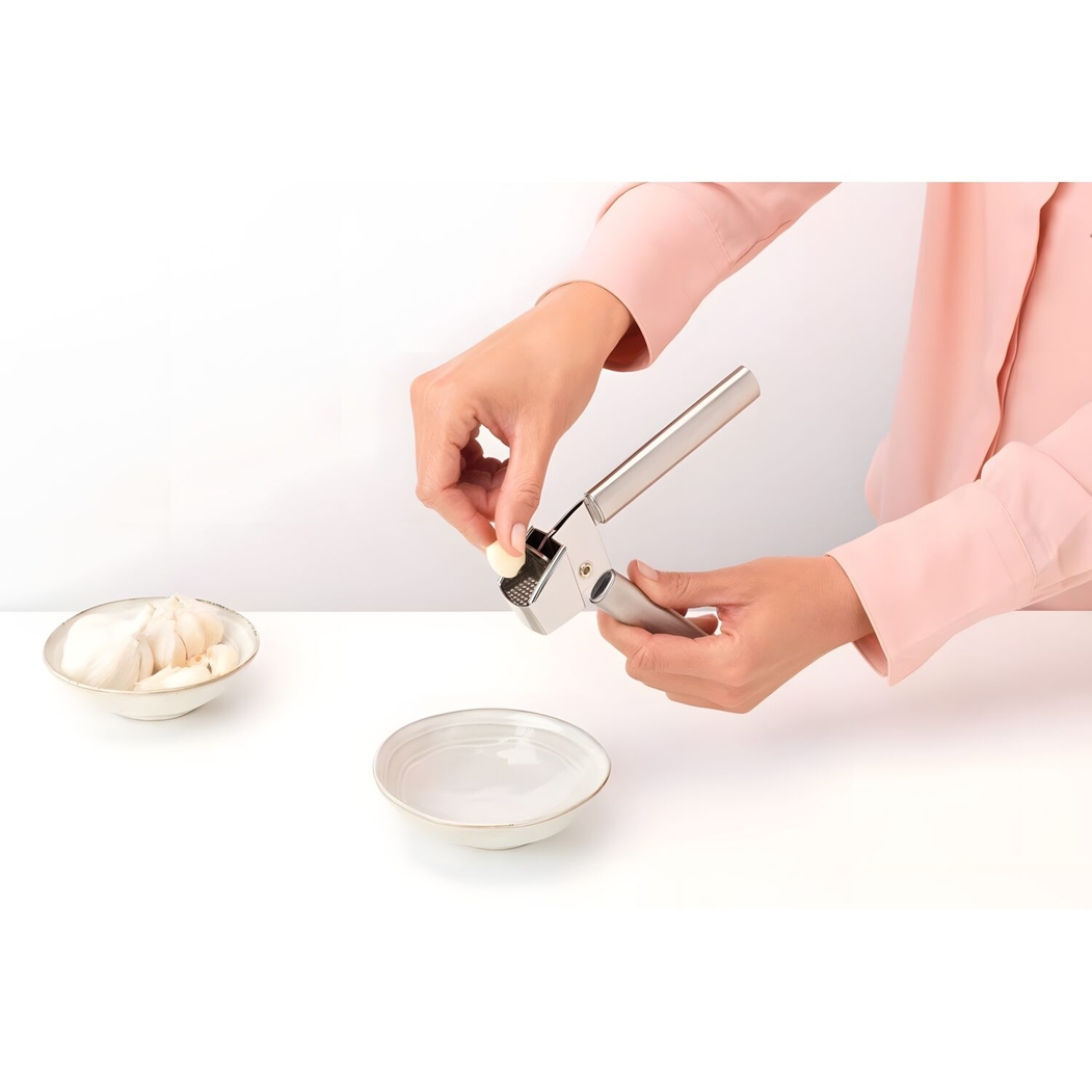 Brabantia Profile Garlic Press Stainless Steel 17 cm Silver - Brabantia - 8710755250309