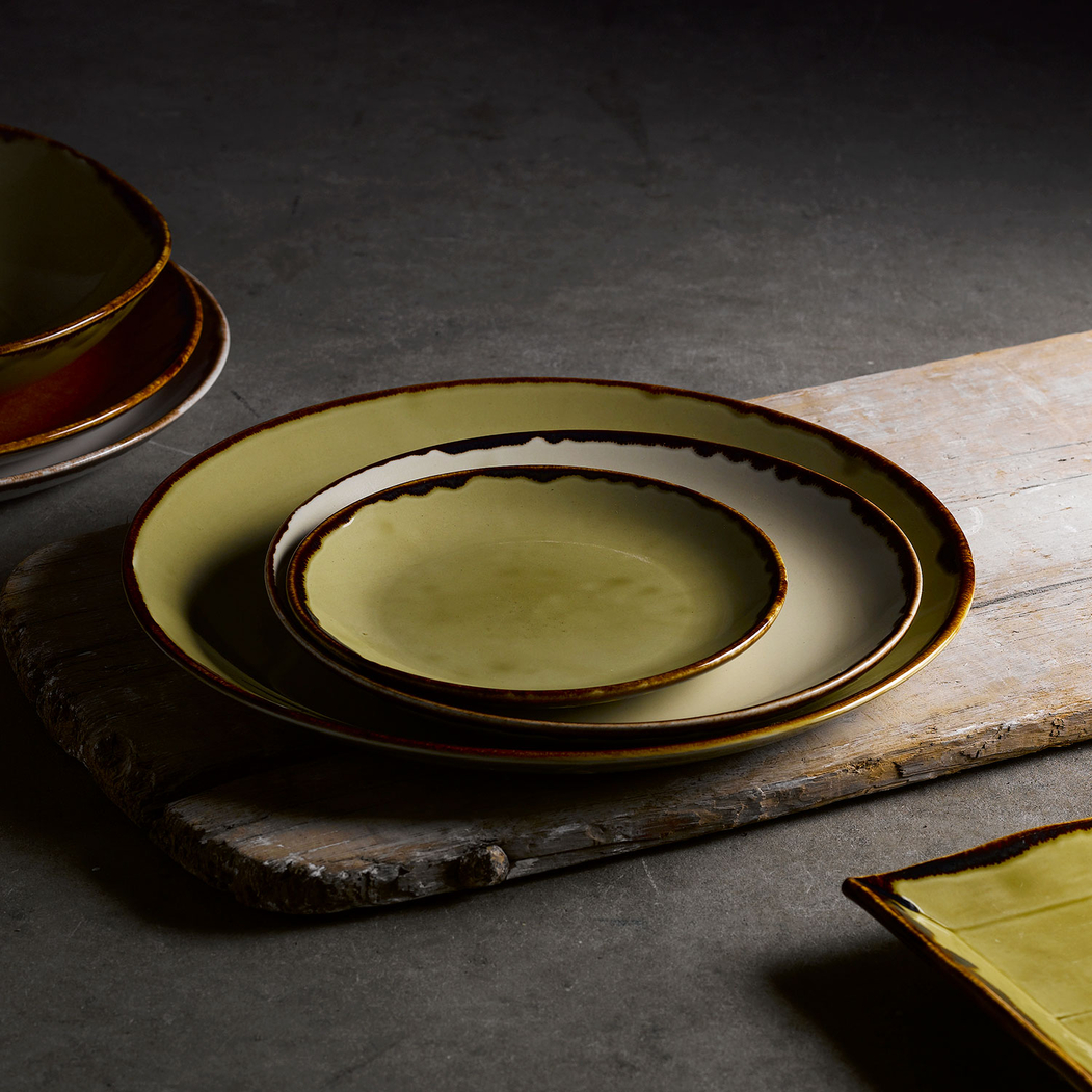 Harvest Green coupe plate 26cm - Dudson - 5034414442779