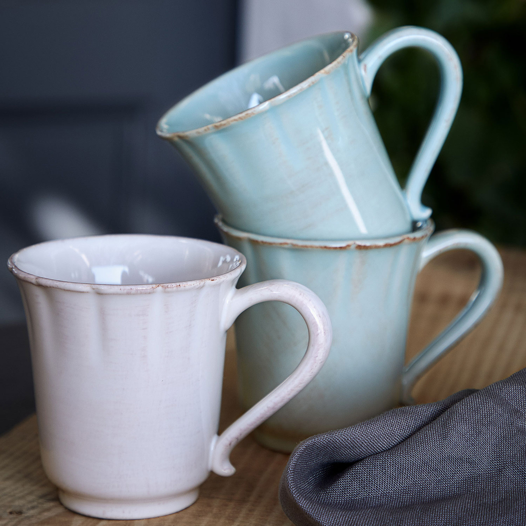 Caneca Alentejo 320ml, grés turquesa com rebordos ondulados pintados à mão - Costa Nova - 5606739931445